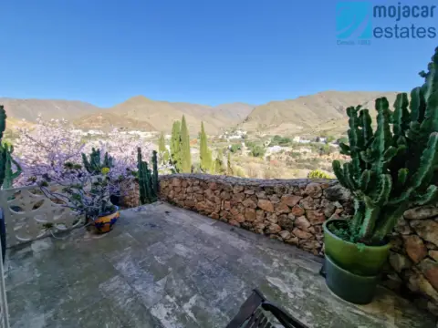 Chalet en calle Cueva del Pájaro, nº 9