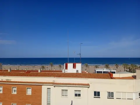 Piso en calle de Eugenia Viñes