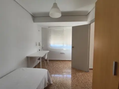 Piso en Carrer de Yecla