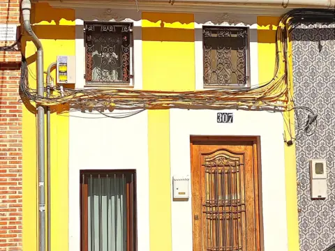 Casa en calle de José Benlliure
