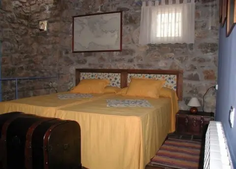 Casa rústica en Villaluenga del Rosario