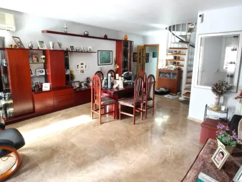Dúplex en Carrer del Mas