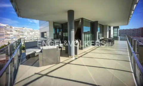 Piso en Avenida de Benidorm, 19