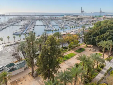 Piso en Avenida del Doctor Ramón y Cajal, 1