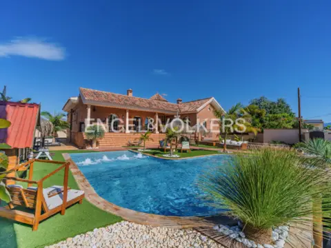 Casa en Los Girasoles