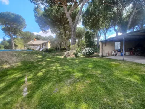 Chalet en calle de la Rosa