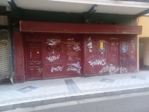Local comercial en calle de Santa Lucía