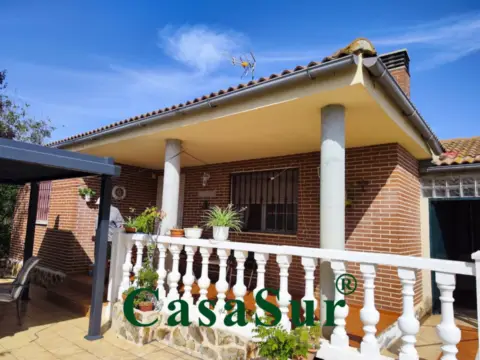 Chalet en Urb. Viñas Viejas