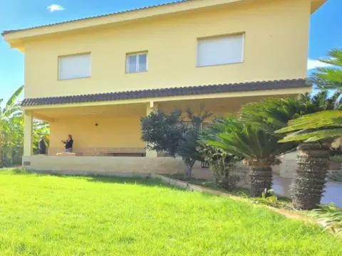 Chalet en Urbanizaciones Cumbres de Calicanto-Manyes-Barbeta