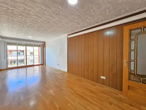 Piso en Zona Avinguda al Vedat