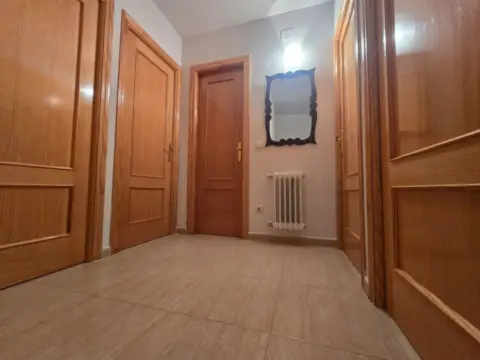 Chalet adosado en calle Baleares