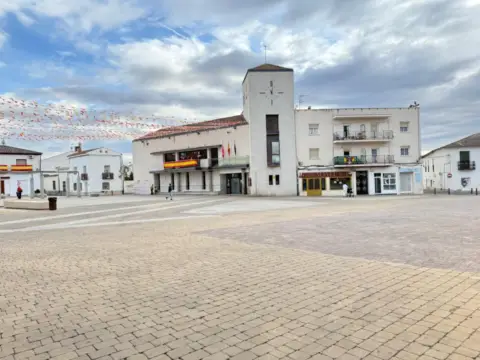 Casa en Torres de La Alameda