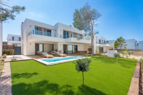 Sa Llosa Homes