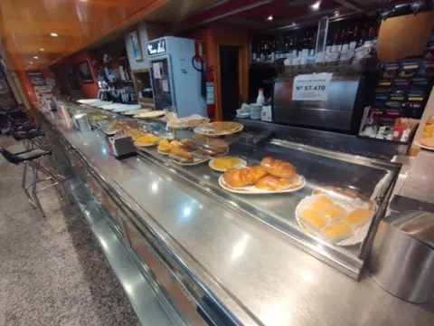 Local comercial en Torrero-La Paz-Parque Venecia