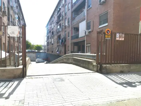 Garaje en calle de Fray Luis Urbano, 62
