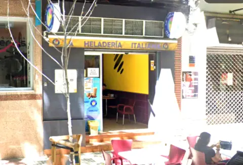 Local comercial en Avenida del Compromiso de Caspe, 89