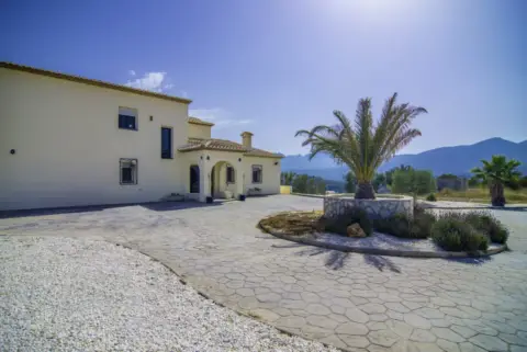 Chalet rústico en La Viña-Montemar-San Jaime