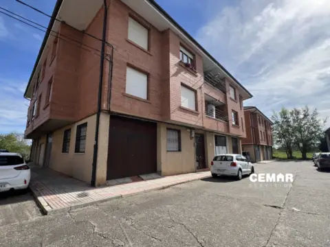 Piso en Avenida de La Rioja