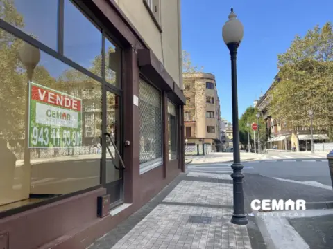 Local comercial en calle de San Pedro