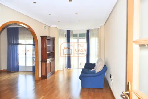 Piso en Avenida de Antonio Hurtado