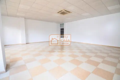 Local comercial en Avenida de Extremadura
