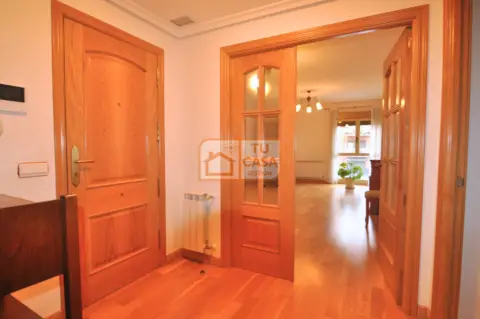 Piso en Avenida de la Virgen de Guadalupe