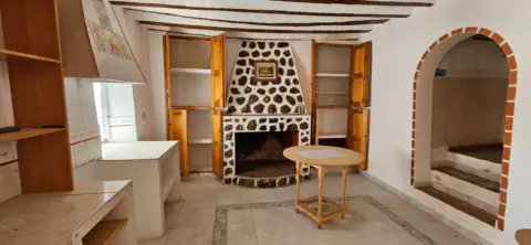 Casa rústica en calle de la Plazuela