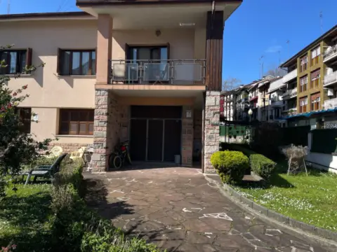 Casa en calle de Eguzkiza
