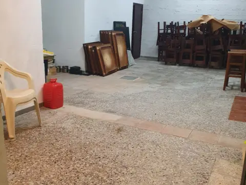 Local comercial en Beraun-Pontika