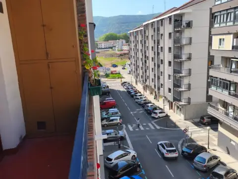 Piso en Luis de Uranzu Karrika