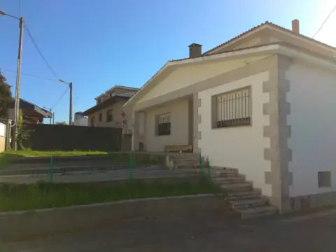 Casa en Rúa Río Lérez