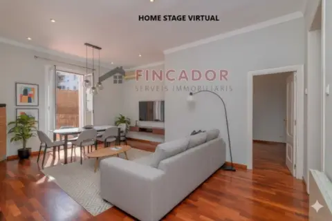 Piso en Carrer de València