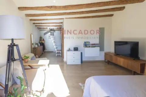 Piso en Carrer de la Reina Amàlia