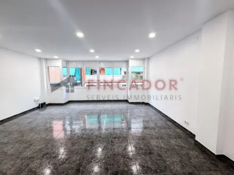 Local comercial en Carrer de Don Pelayo