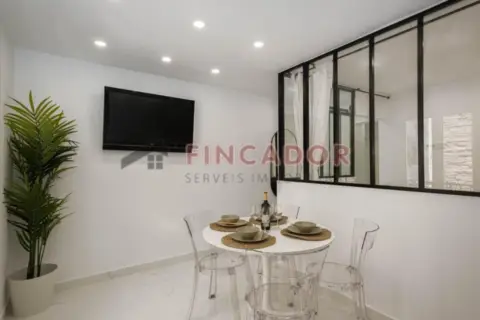 Piso en Carrer de Valldonzella