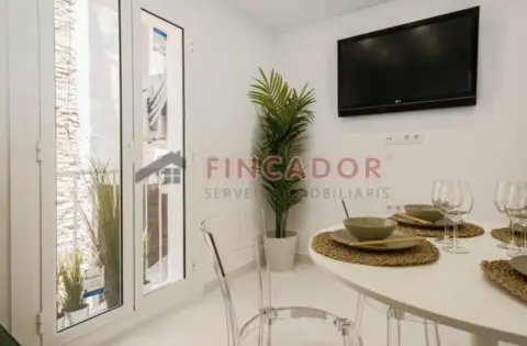 Piso en Carrer de Valldonzella