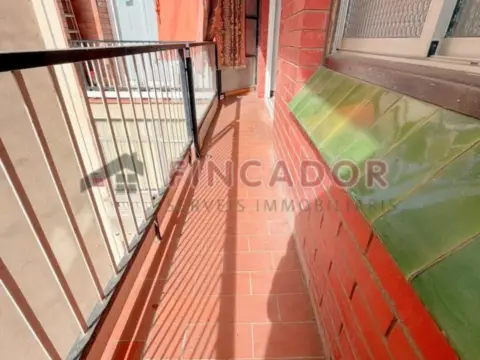 Piso en Carrer de Martí i Codolar