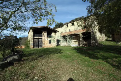 Rural Property in Gironés