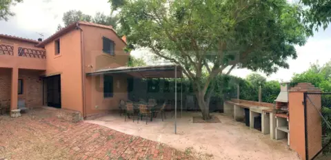 Casa rústica en Camí de la Pera