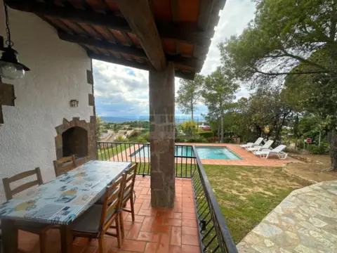 Casa en Carrer de Joan Salvat-Papasseit