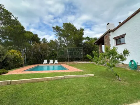 Casa en Carrer de Joan Salvat-Papasseit