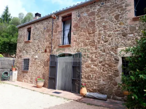 Casa rústica en Gironès