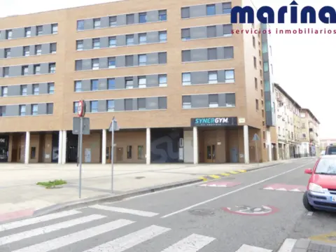 Local comercial en calle de Santa Engracia, 7