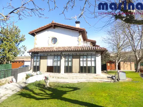 Casa unifamiliar en calle del Concejo