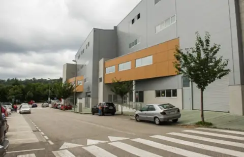 Industrial building in calle del Regueiro do Forno, 9