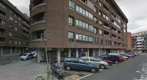 Local comercial en calle del Monte Gorbea