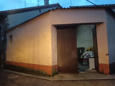 Garaje en calle Cruzada