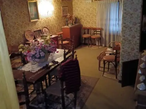 Casa en calle en Medio