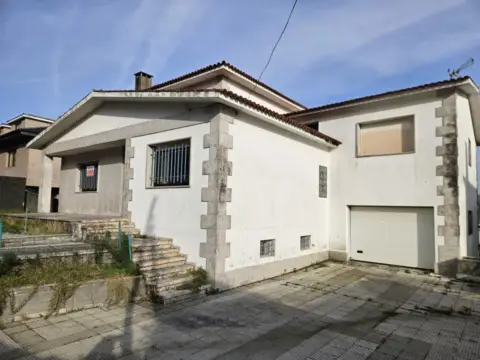 Chalet en calle del Río Sil