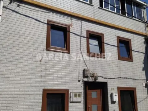 Casa adosada en calle La Revolta